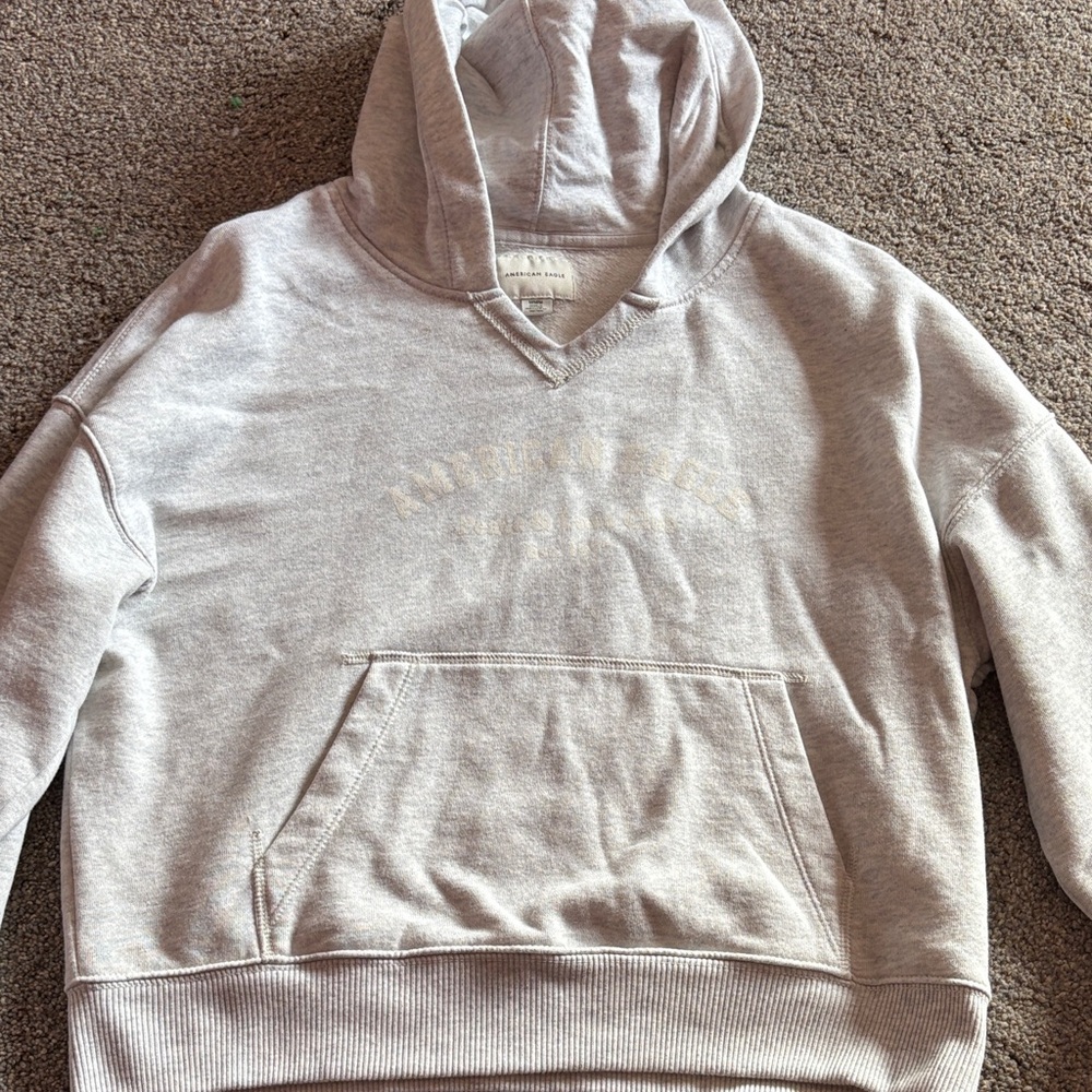 American Eagle Outfitters Heather Gray Pullover